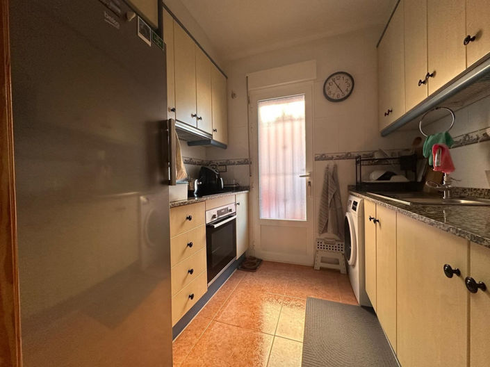 Image No.22-3 Bed House for sale