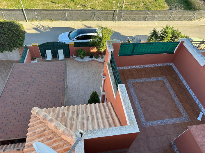 Image No.6-3 Bed House for sale