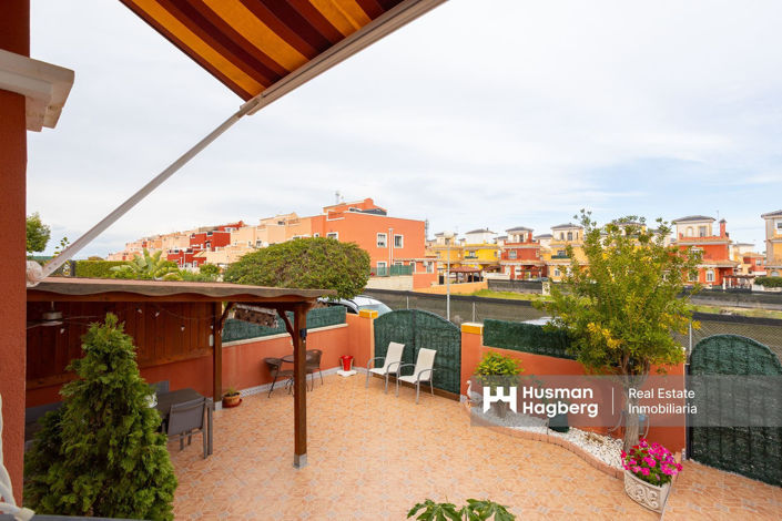 Image No.7-3 Bed House for sale