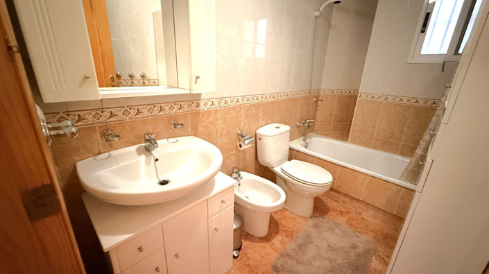 Image No.15-2 Bed Apartment for sale