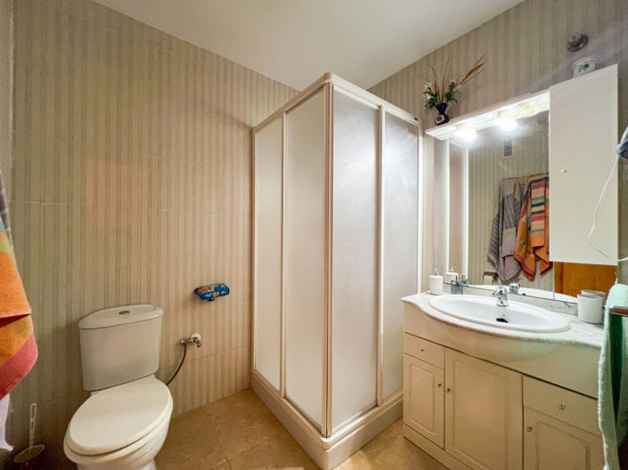 Image No.18-1 Bed Apartment for sale