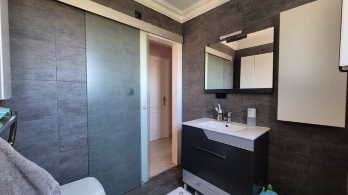 Image No.15-3 Bed House for sale