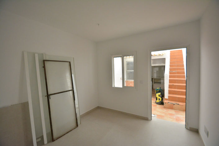 Image No.14-4 Bed House for sale
