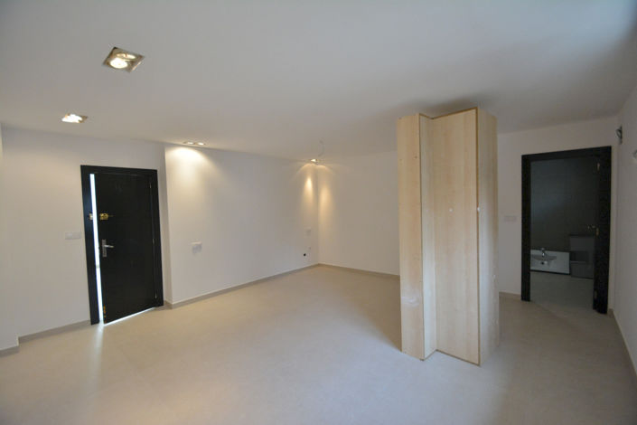 Image No.21-4 Bed House for sale