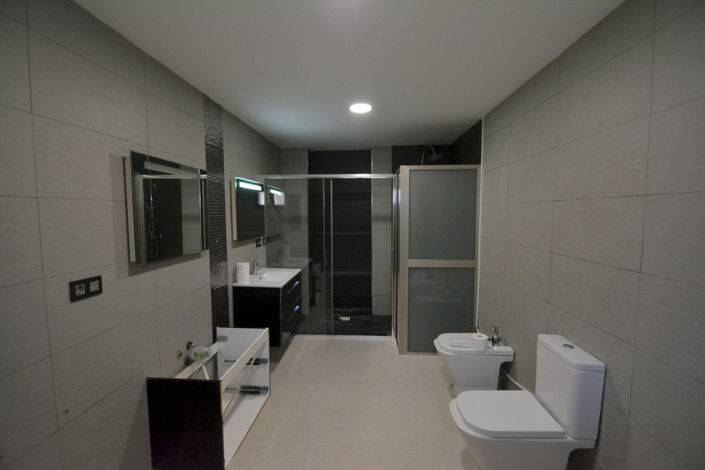 Image No.23-4 Bed House for sale