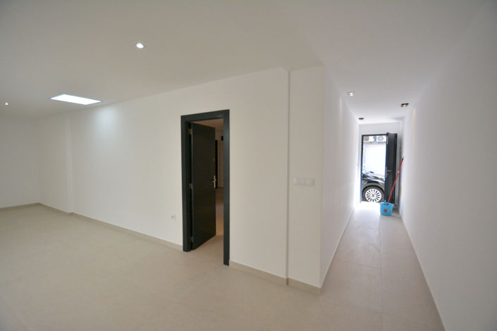 Image No.4-4 Bed House for sale