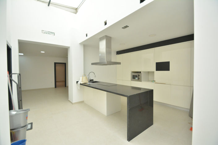 Image No.7-4 Bed House for sale