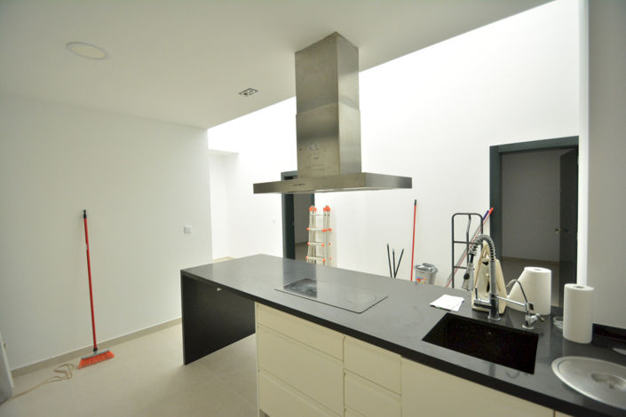 Image No.9-4 Bed House for sale