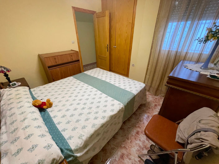 Image No.12-2 Bed Apartment for sale