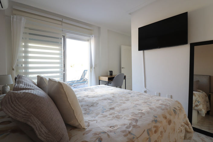 Image No.14-3 Bed House for sale