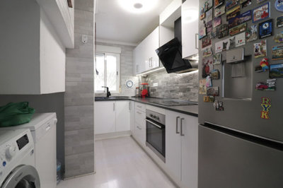 8-e64a9055bba3e77ac8aca3b893cdf826