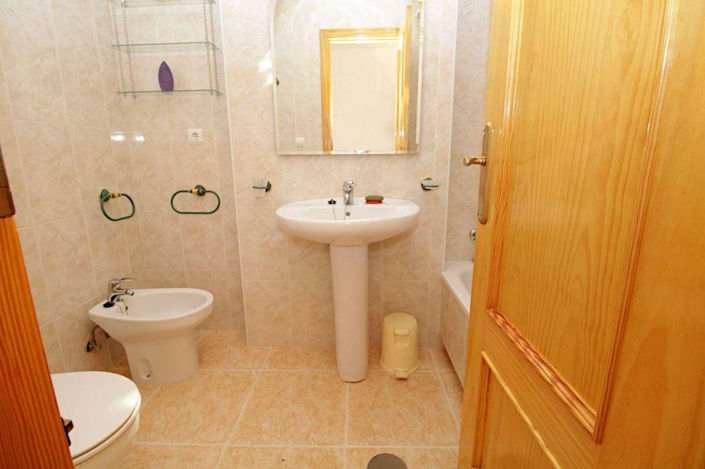 Image No.15-3 Bed Apartment for sale