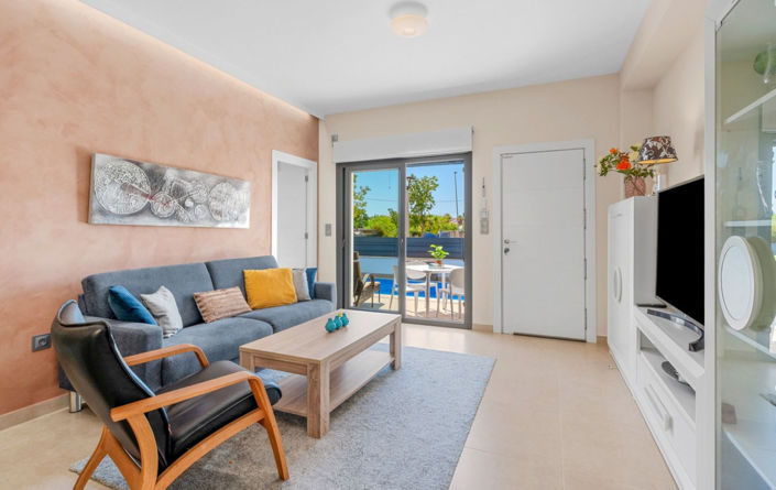 Image No.3-3 Bed House for sale