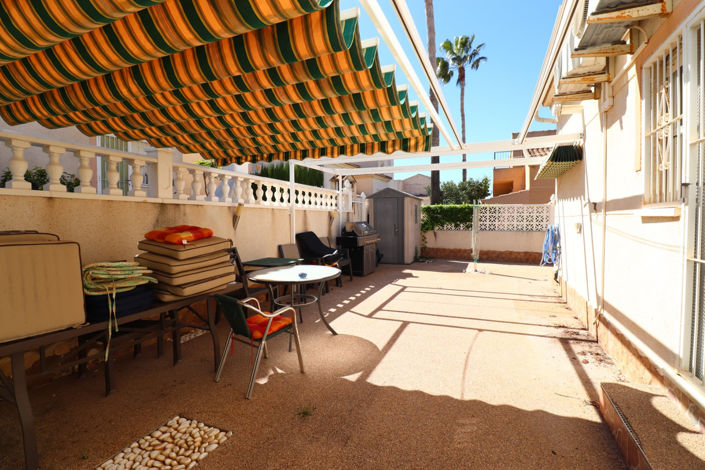 Image No.17-2 Bed House for sale