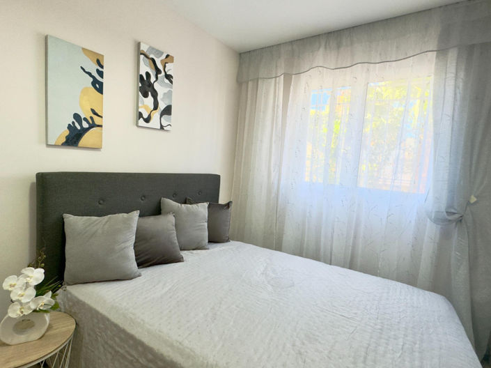 Image No.18-3 Bed Apartment for sale