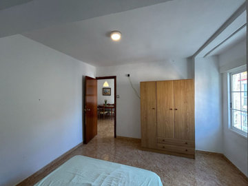 13-5fd73dea700db77384c091ca9818b1a9