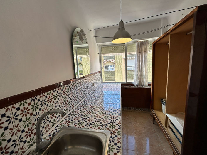 Image No.18-3 Bed Apartment for sale