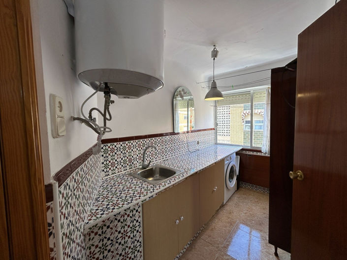 Image No.20-3 Bed Apartment for sale