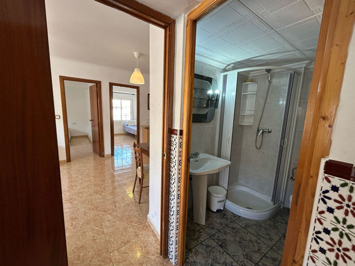 Image No.21-3 Bed Apartment for sale