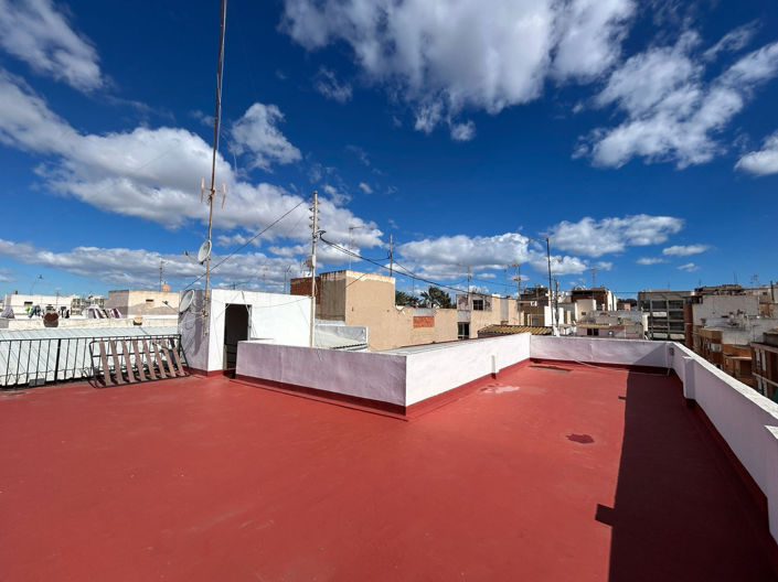 Image No.24-3 Bed Apartment for sale