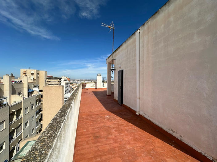 Image No.22-2 Bed Apartment for sale