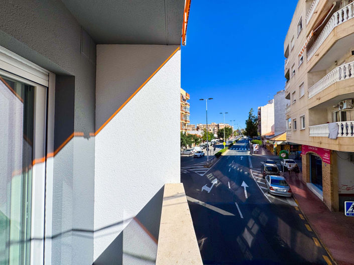 Image No.10-2 Bed Apartment for sale