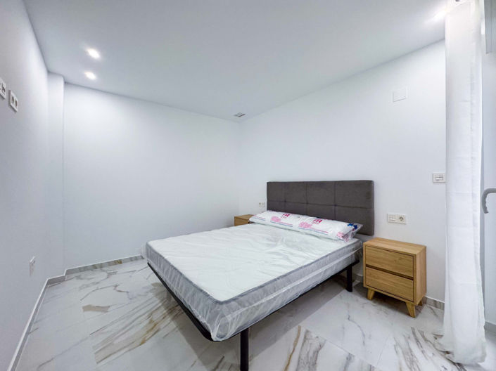 Image No.23-2 Bed Apartment for sale