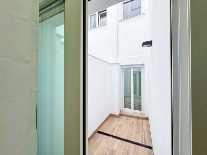 Image No.25-2 Bed Apartment for sale