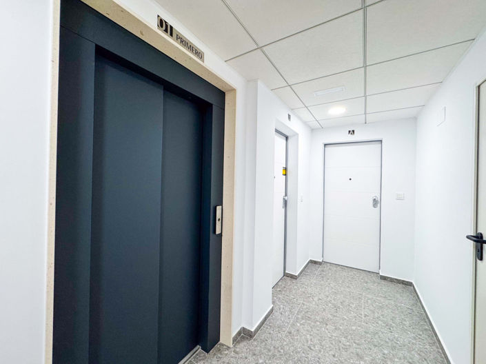 Image No.28-2 Bed Apartment for sale