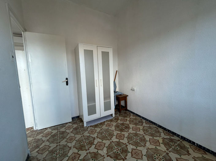 Image No.10-3 Bed Apartment for sale