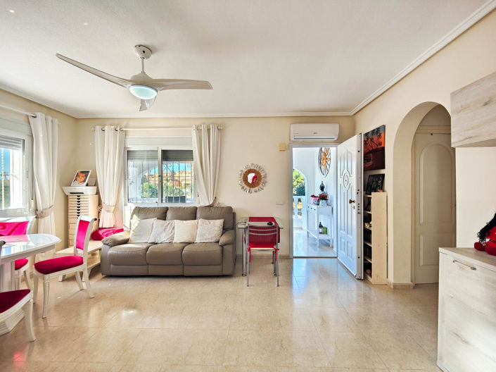 Image No.31-2 Bed House for sale