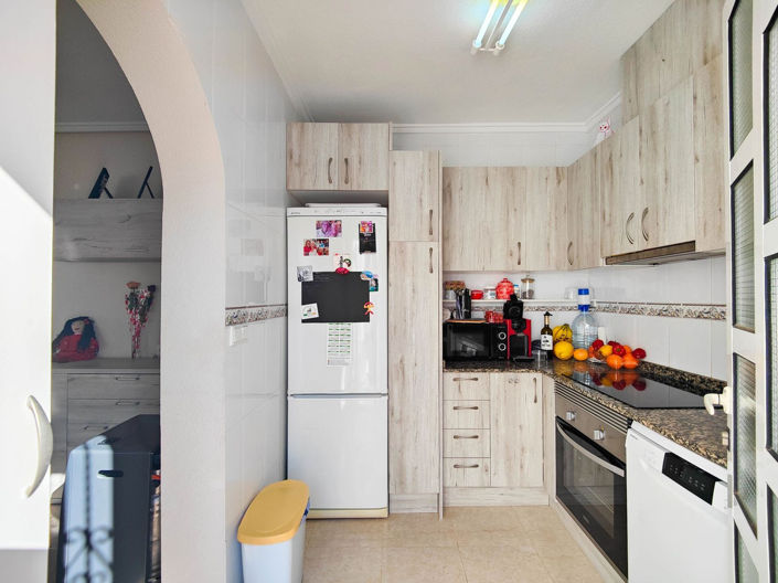 Image No.35-2 Bed House for sale