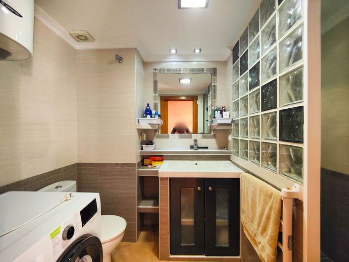 Image No.25-2 Bed Apartment for sale