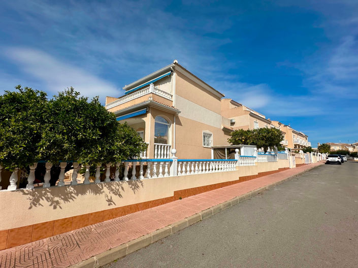 Image No.2-2 Bed House for sale