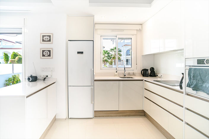 Image No.11-2 Bed Apartment for sale