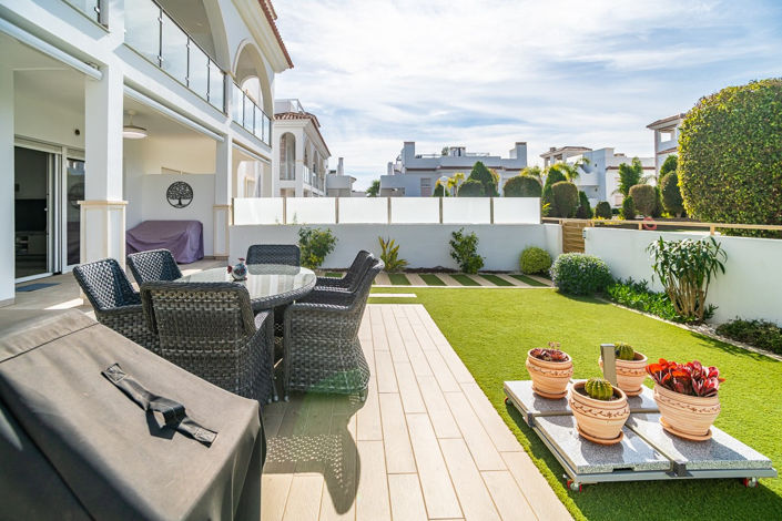 Image No.25-2 Bed Apartment for sale