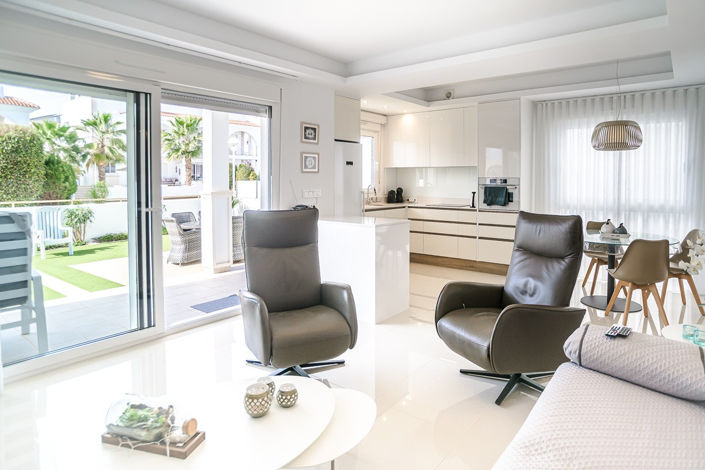 Image No.8-2 Bed Apartment for sale