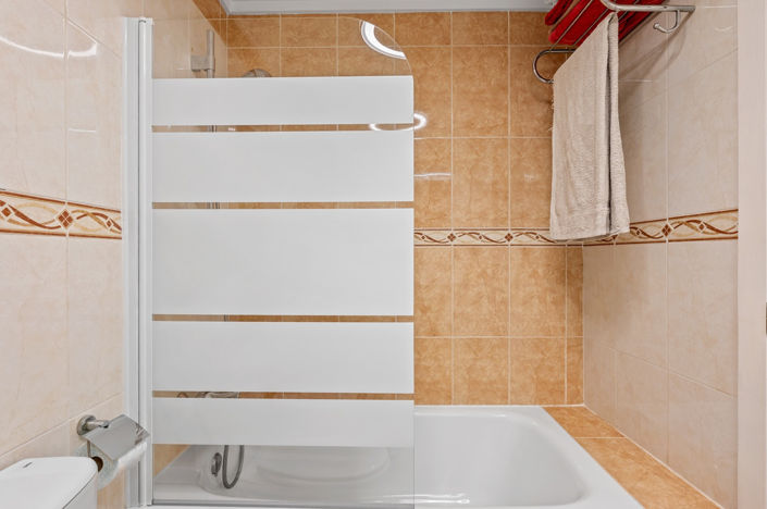 Image No.17-5 Bed Apartment for sale