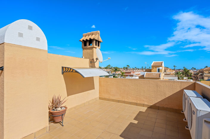 Image No.28-5 Bed Apartment for sale