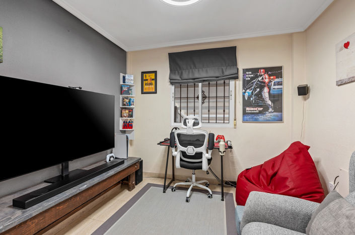 Image No.7-5 Bed Apartment for sale