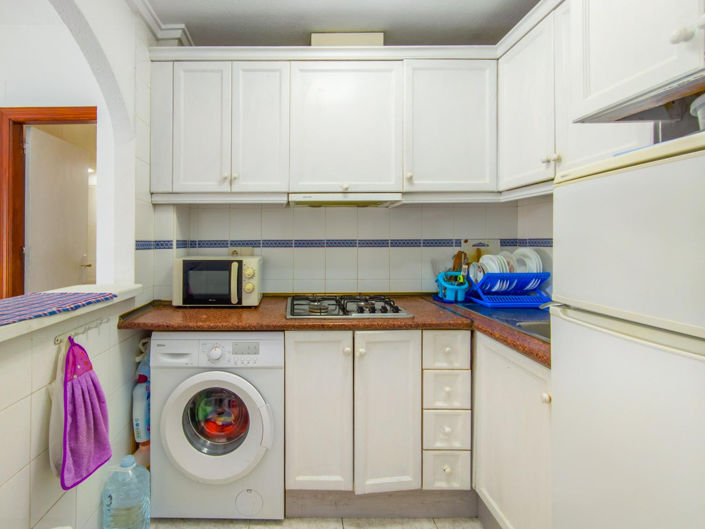 Image No.2-Appartement de 2 chambres à vendre à Torrevieja