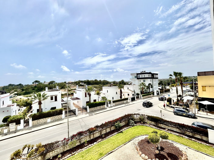 Image No.32-2 Bed Apartment for sale