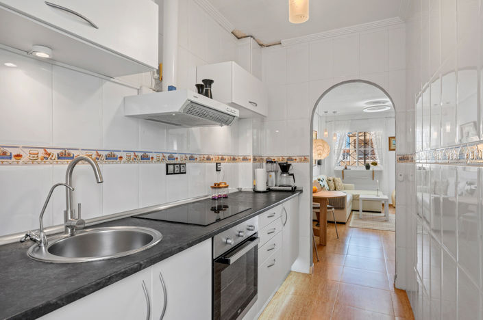 Image No.18-2 Bed Apartment for sale