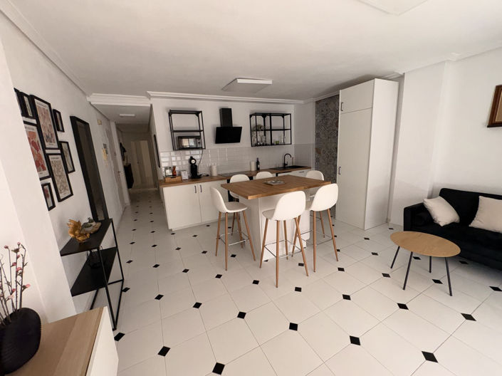 Image No.16-2 Bed Apartment for sale