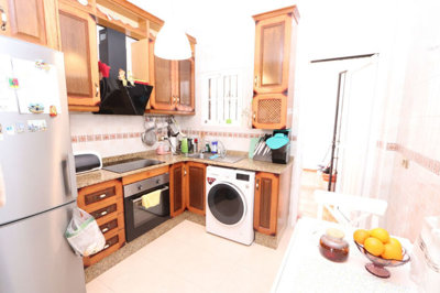 10-bb915d1cb19341576dcdc994b81ab9c5