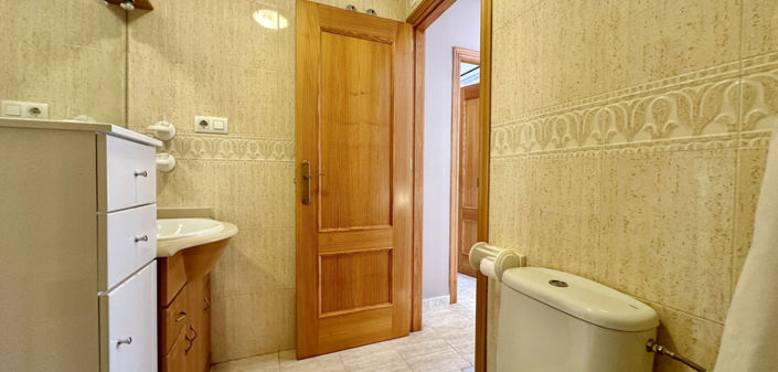 Image No.35-2 Bed Apartment for sale