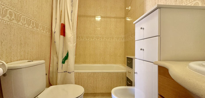 Image No.36-2 Bed Apartment for sale