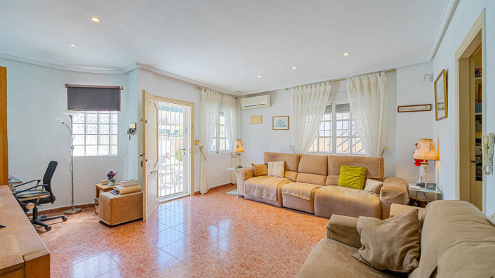 Image No.2-Maison de 2 chambres à vendre à Orihuela