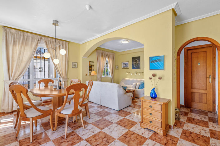 Image No.2-Maison de 2 chambres à vendre à Orihuela