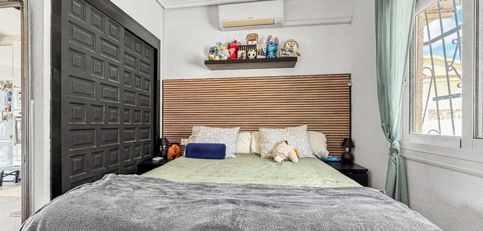 Image No.16-1 Bed House for sale